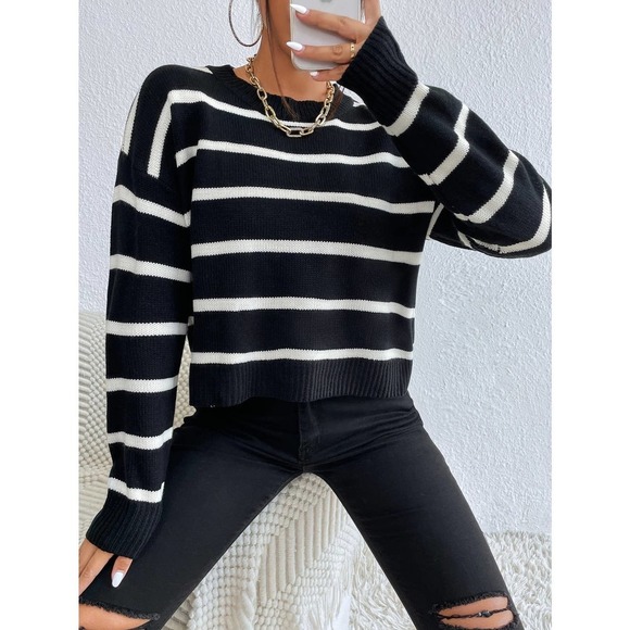 🌟 minimalist preppy Striped oversized Sweater - Picture 11 of 11